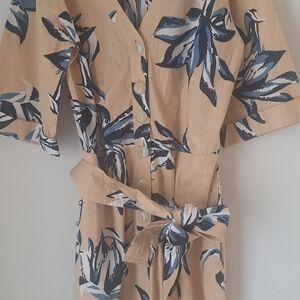 Stunning Maria Filo Beige Floral-Print Button-Front Jumpsuit with Tie Waistvsz M